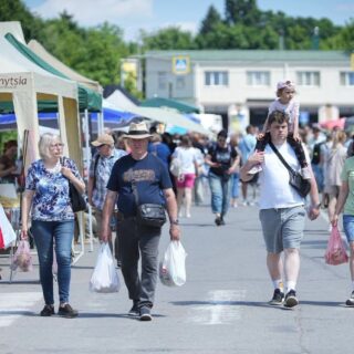 Ярмарок на Вишенці.