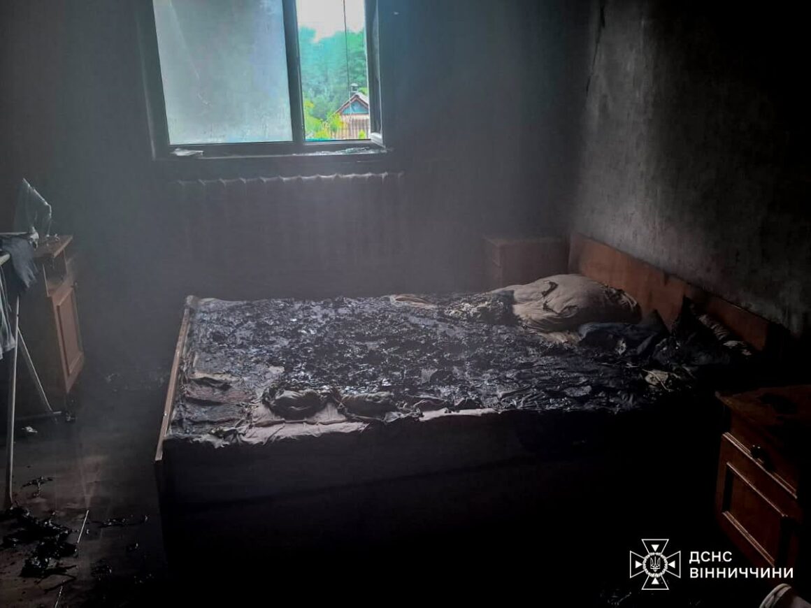 На Вінниччині у пожежі постраждала жінка від зарядки для телефону