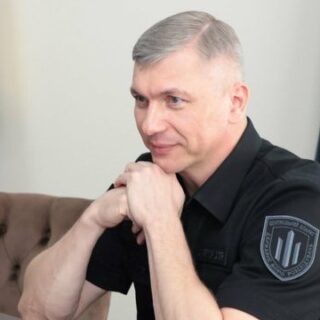 Директор ДБР.