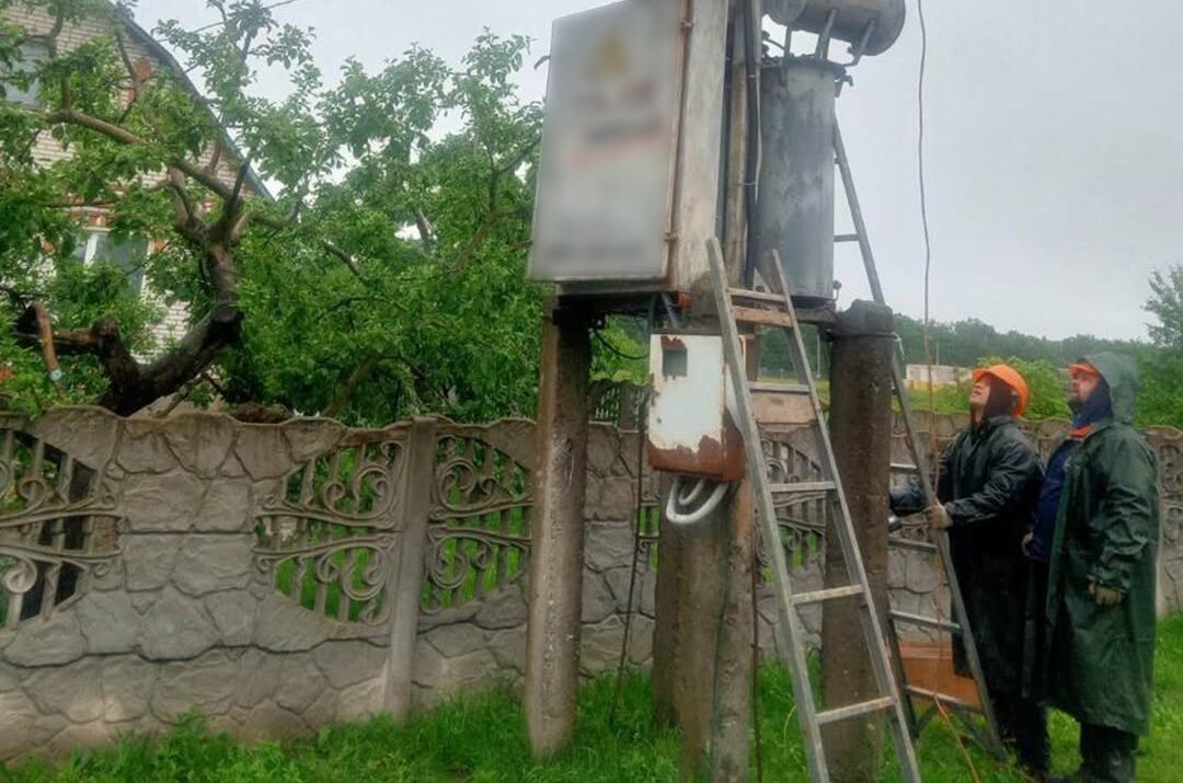 У Вінницькій області відновлюють енергопостачання після негоди