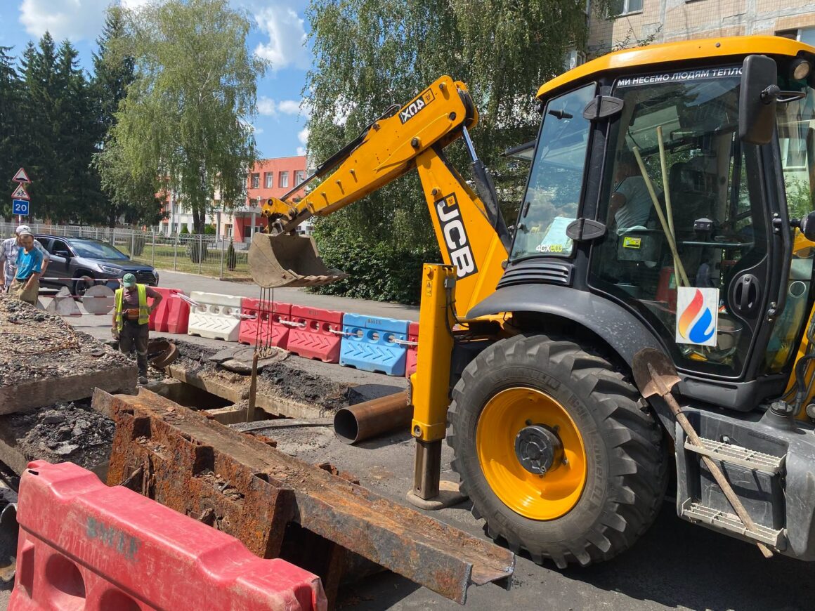 У Вінниці проводять гідравлічні випробування на тепломережах по вулиці Порика