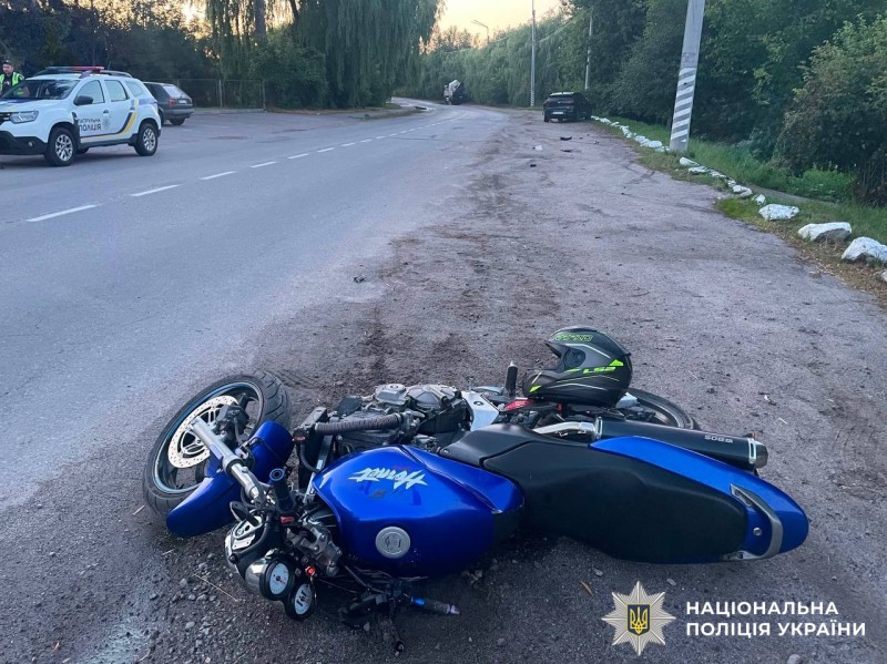 У ДТП в Калинівці на Вінниччині травмувались мотоцикліст та його пасажирка