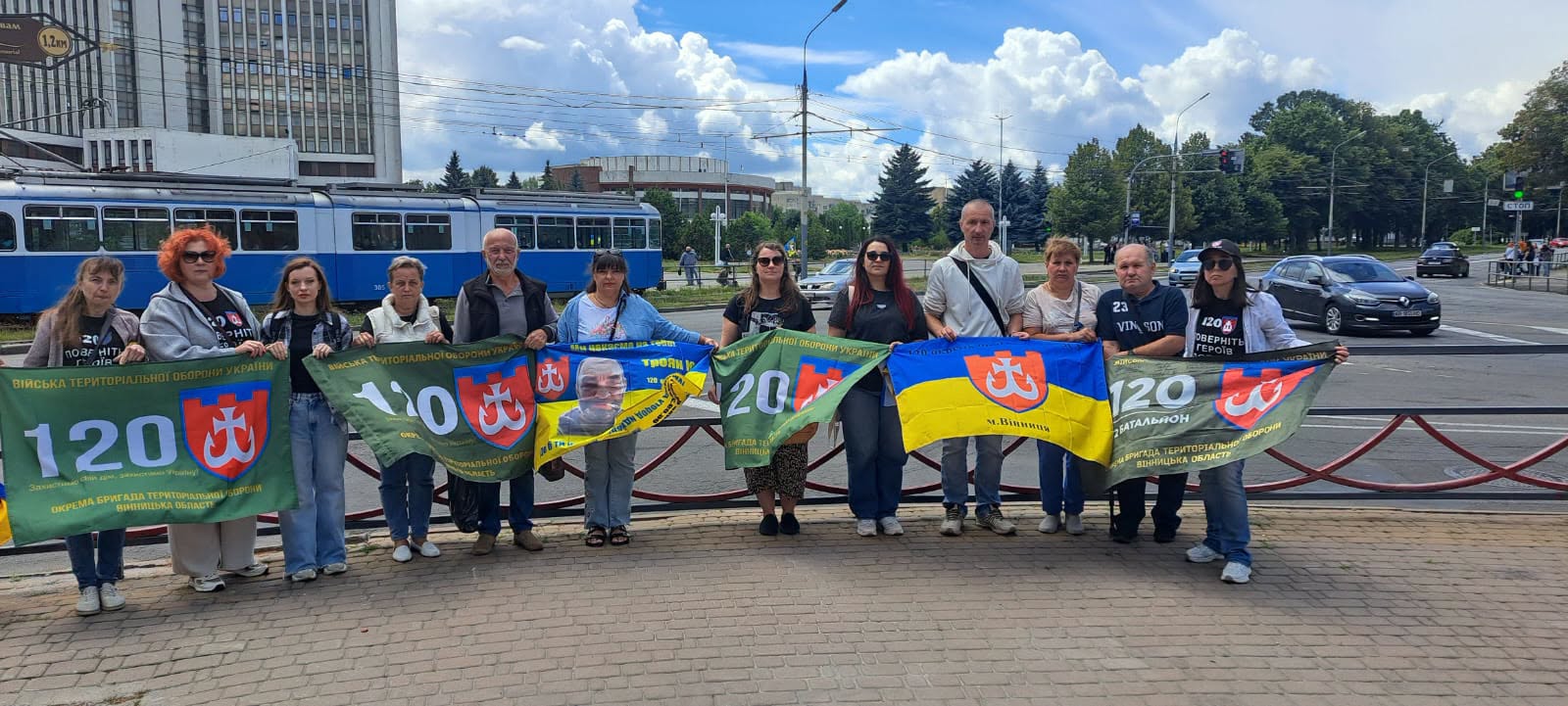 У Вінниці провели акцію підтримки полонених військових