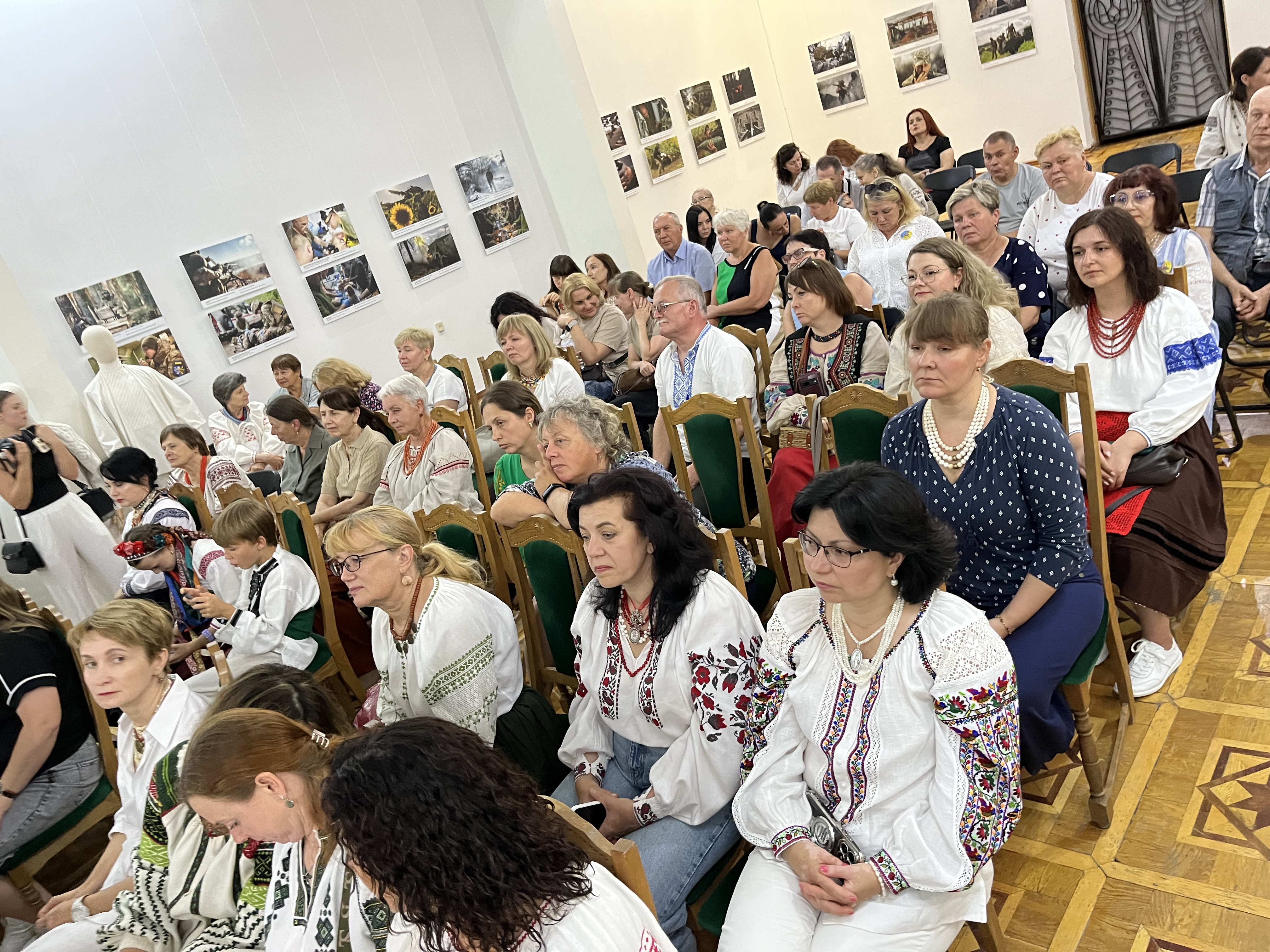 «Відьомський» оберіг та таємні коди: у Вінниці створили шедевр, який вразив етнографів