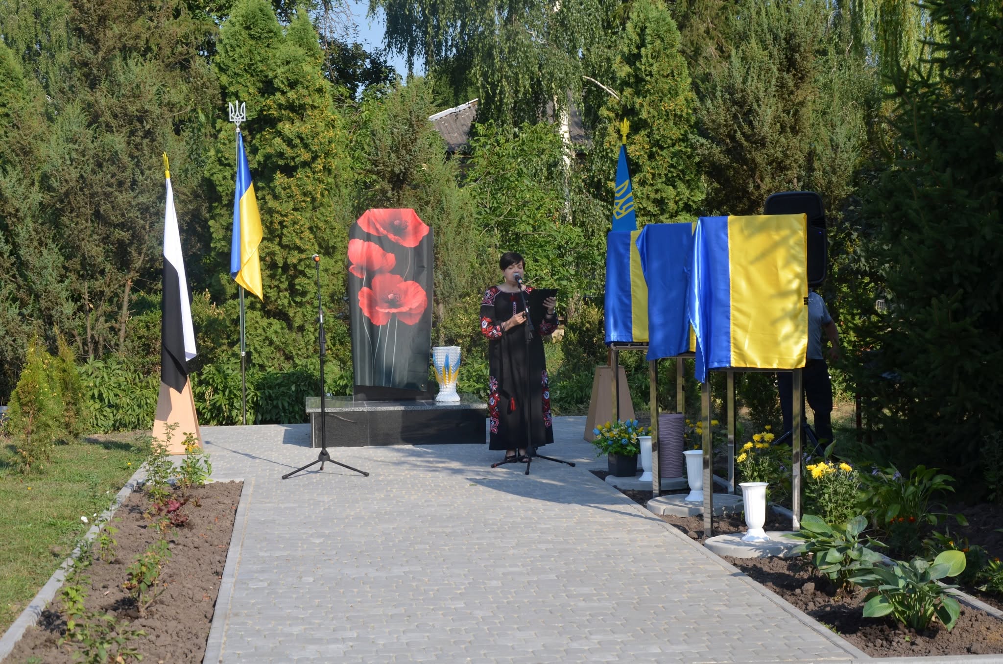 У селі на Вінниччині відкрили Алею Слави