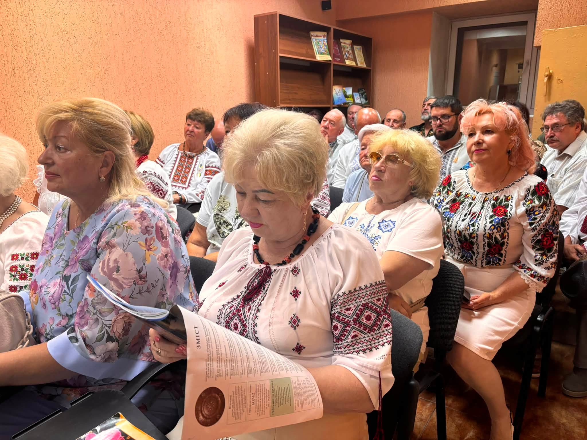 У Вінниці круглий стіл, присвячений ювілею Незалежності України, провели в укритті