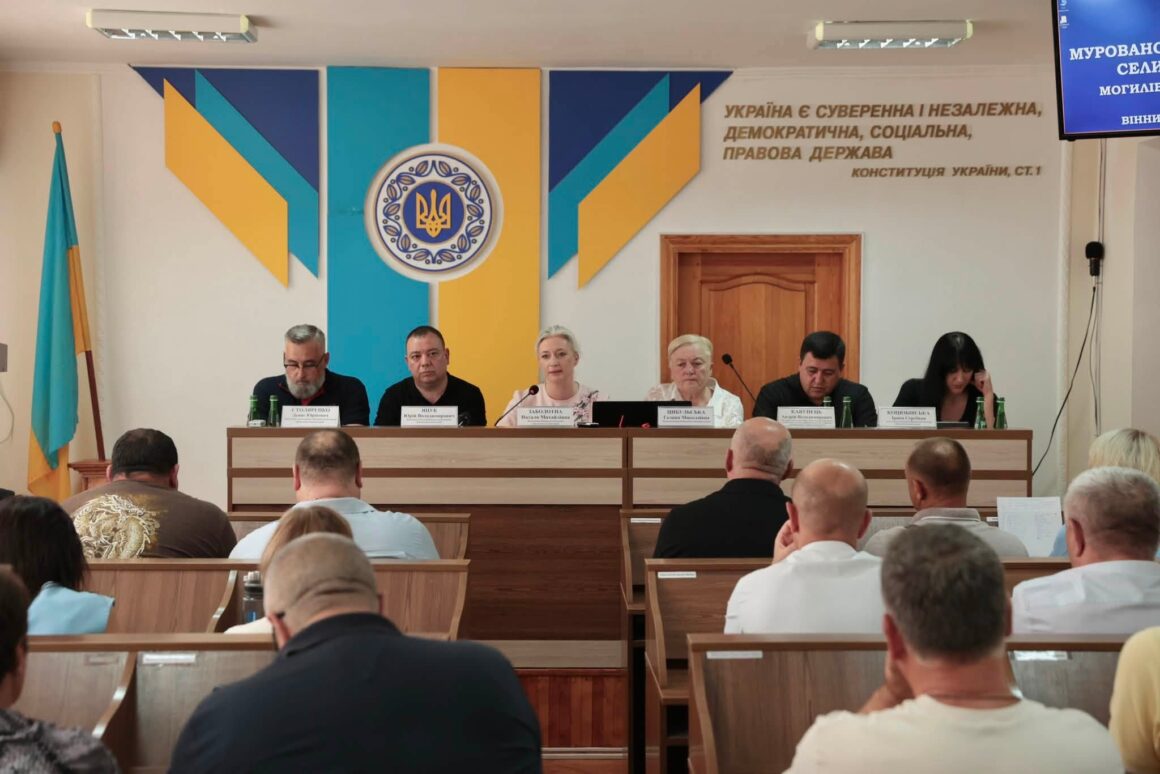 Начальниця Вінницької ОВА провела у Мурованих Куриловцях нараду та прийом громадян
