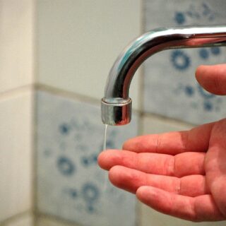 Перебої з водою.