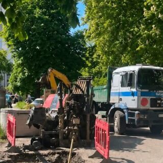 Ремонтують водогін.