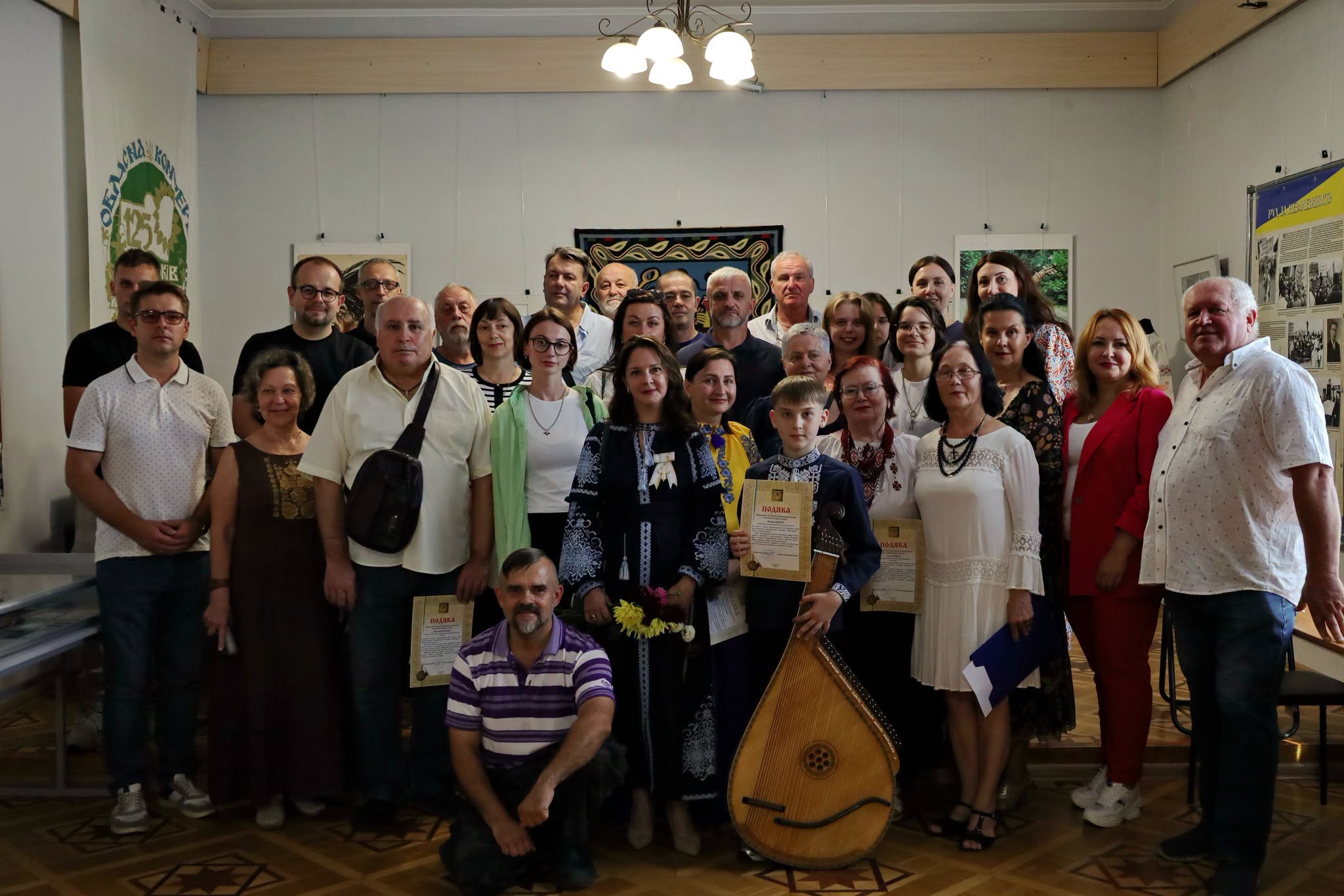 Про визначні події державотворення розповідає виставка «Вінничани – борці за Незалежність»