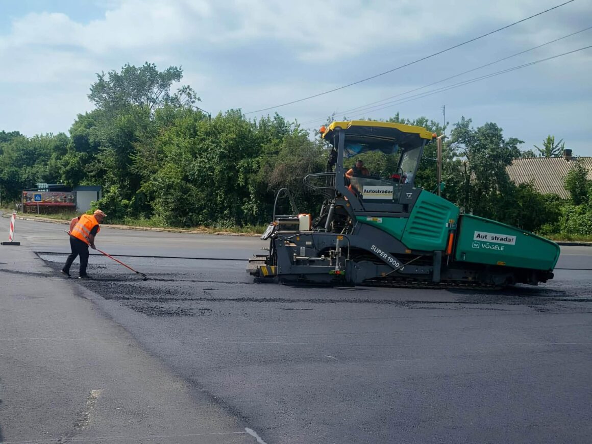 За тиждень у Вінницькій області відремонтували 10 тисяч квадратних метрів ямковості