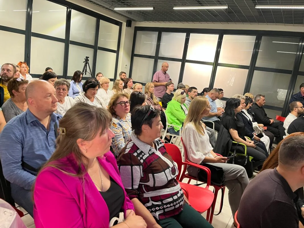 У Вінниці на громадських слуханнях розглядали проєкти соціальних документів