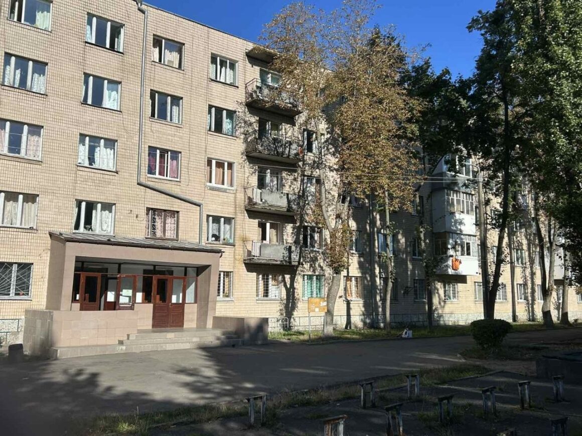 Вінниця прийняла два державні гуртожитки у комунальну власність