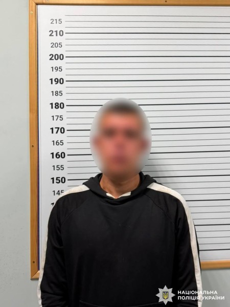 Жителя Хмільницького району підозрюють у зґвалтуванні неповнолітньої сестри