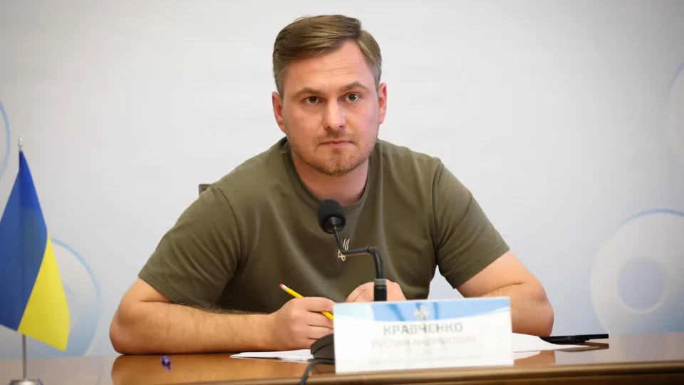 Генпрокурор Кравченко оголосив підозру керівникові НАБУ та виїхав за кордон