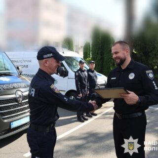 Нові лабораторії.
