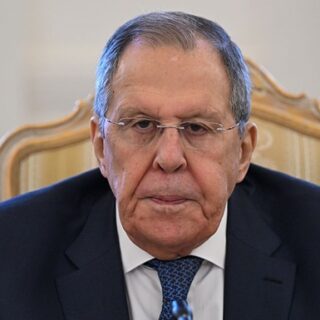 Лавров.