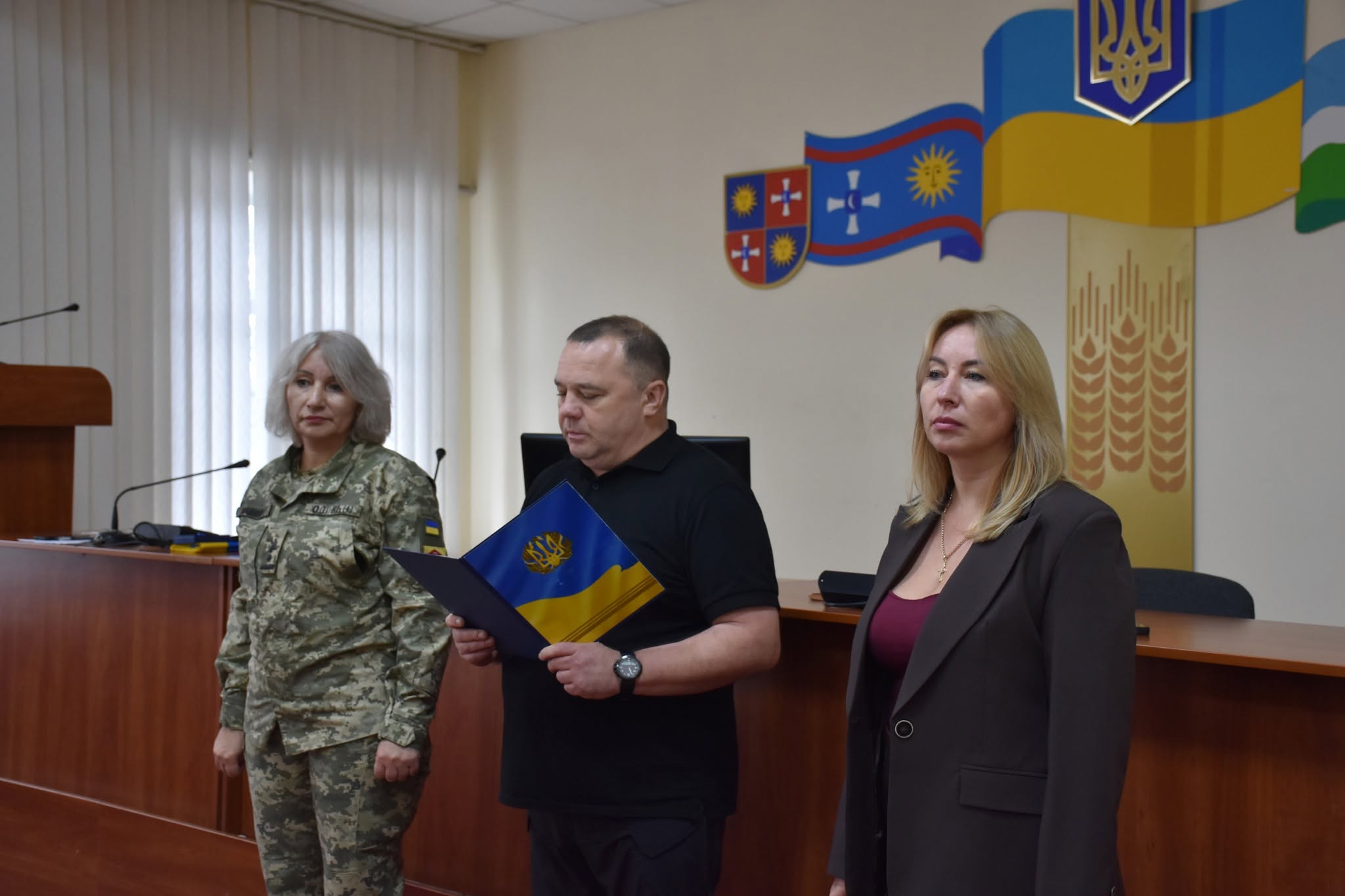 Посмертні нагороди вручили родинам загиблих воїнів з Вінницького району
