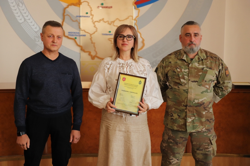 У Вінниці вручили сертифікати черговій групі курсу підготовки до нацспротиву