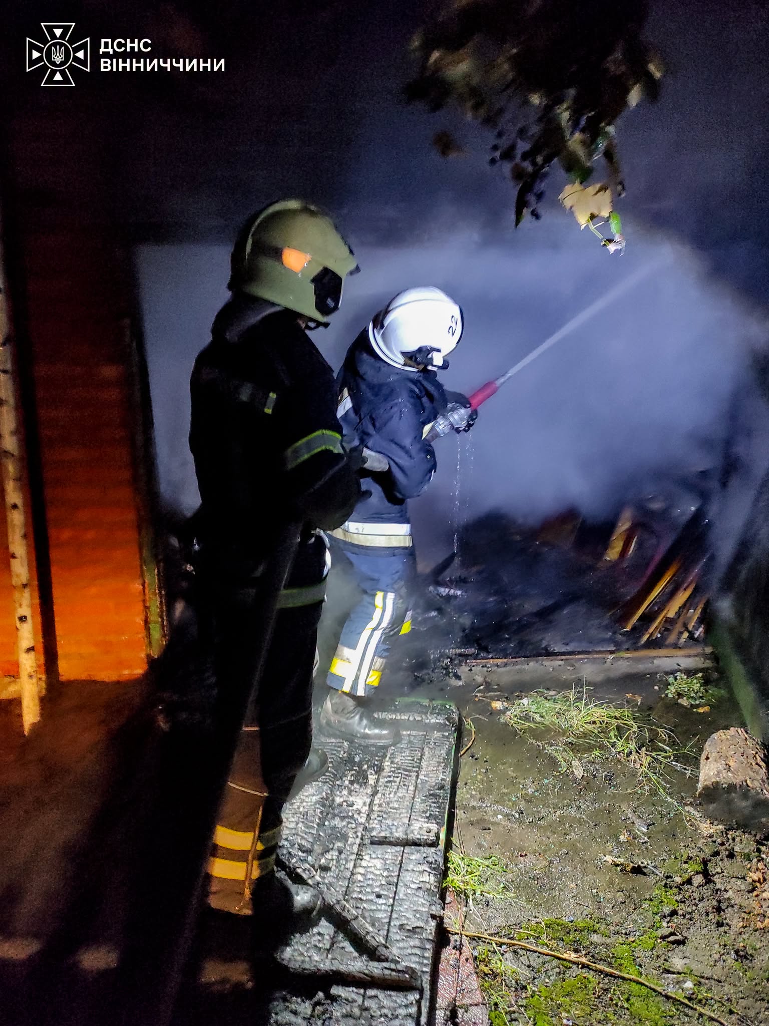 Вісім пожеж ліквідували рятувальники Вінницької області впродовж минулої доби