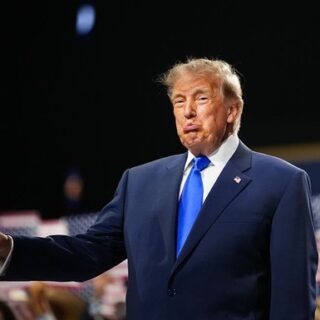 Дональд Трамп.