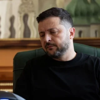 Зеленський.