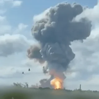Вибух.