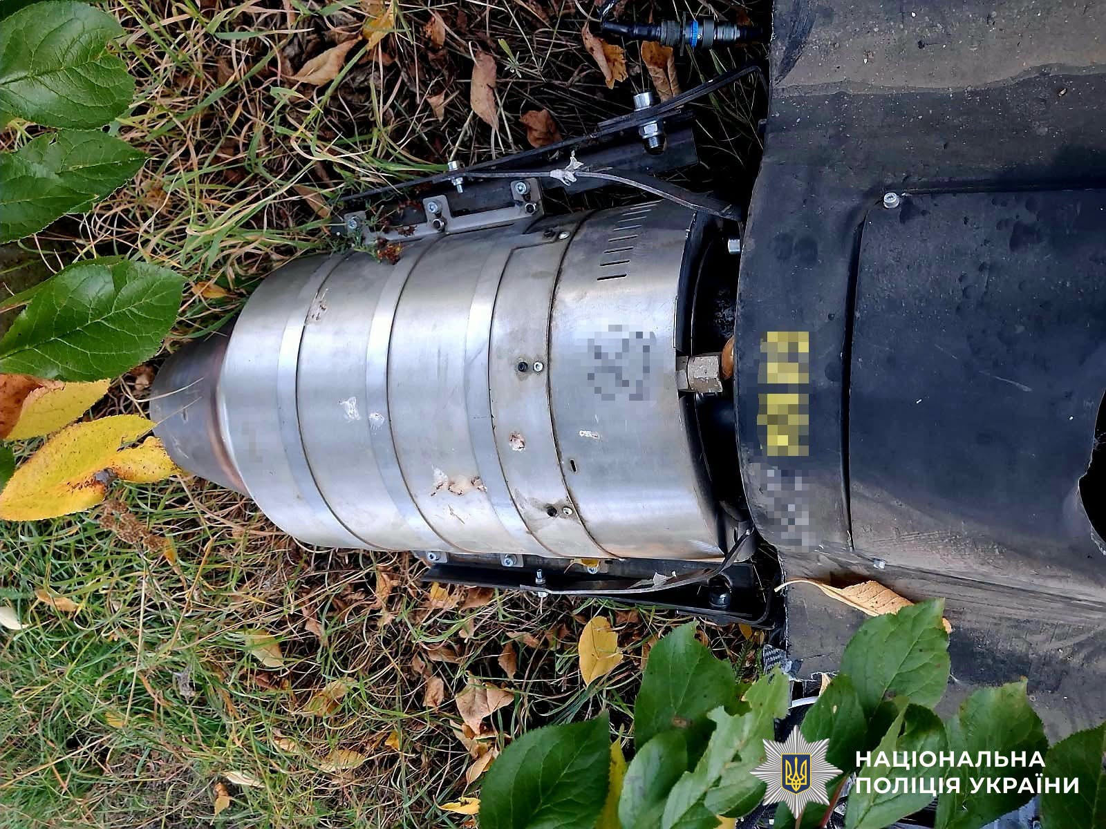 Поліцейські пояснили вінничанам, яка небезпека загрожує від збитих БпЛА. Фото