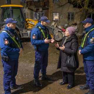 Гвардійці.
