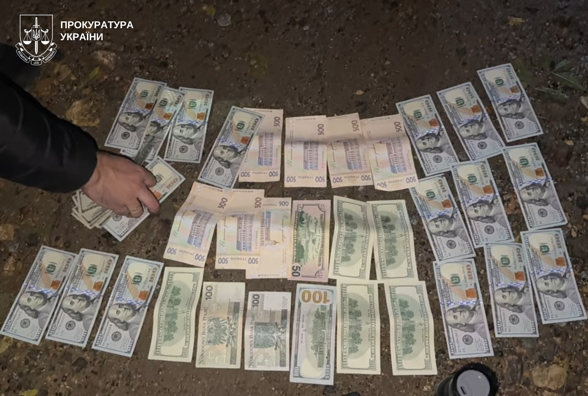 Затримали десятьох чоловіків з Вінниччини намагалися добратися до кордону у фурі з молочними виробами
