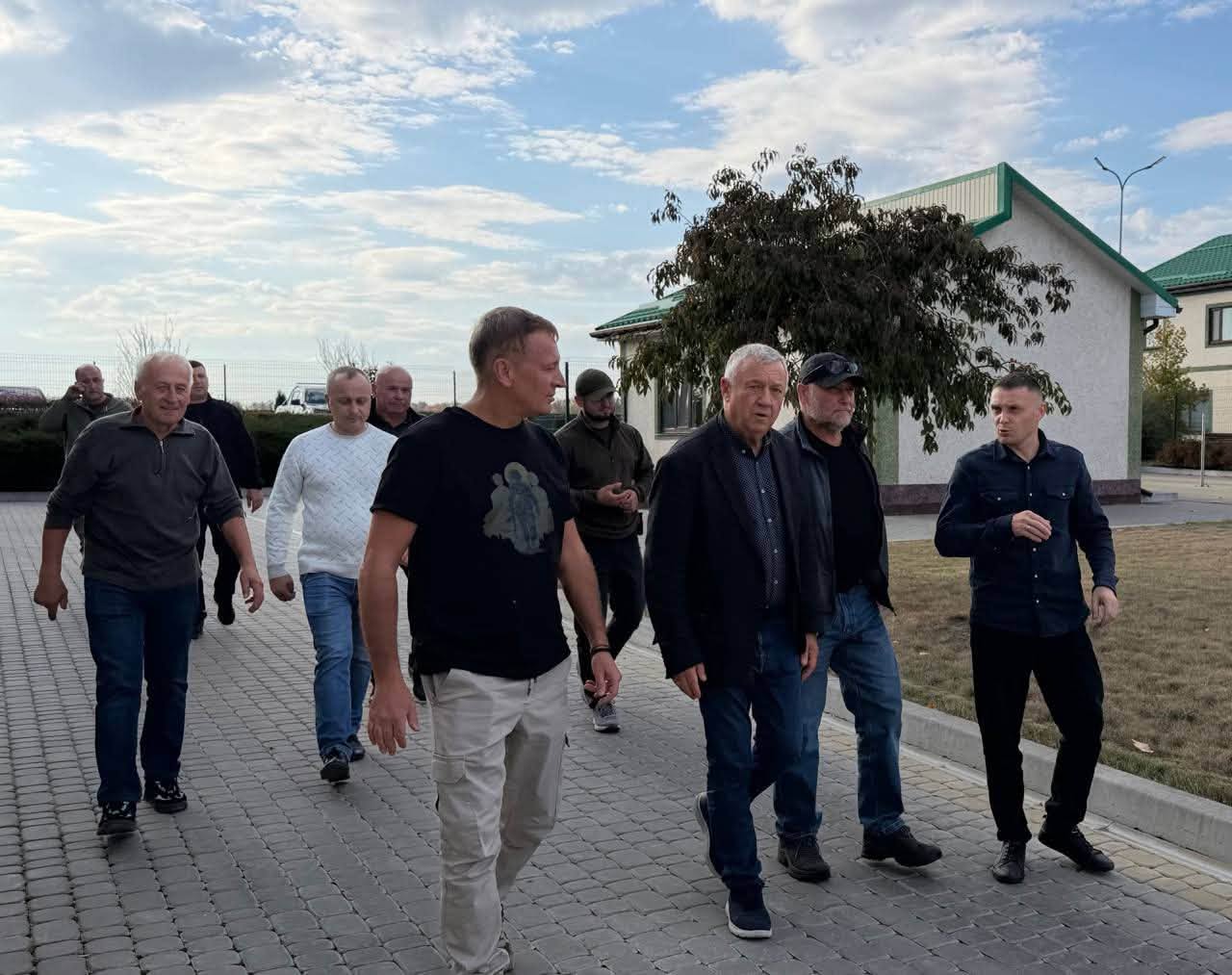 Бізнес з Вінниччини працює та допомагає війську