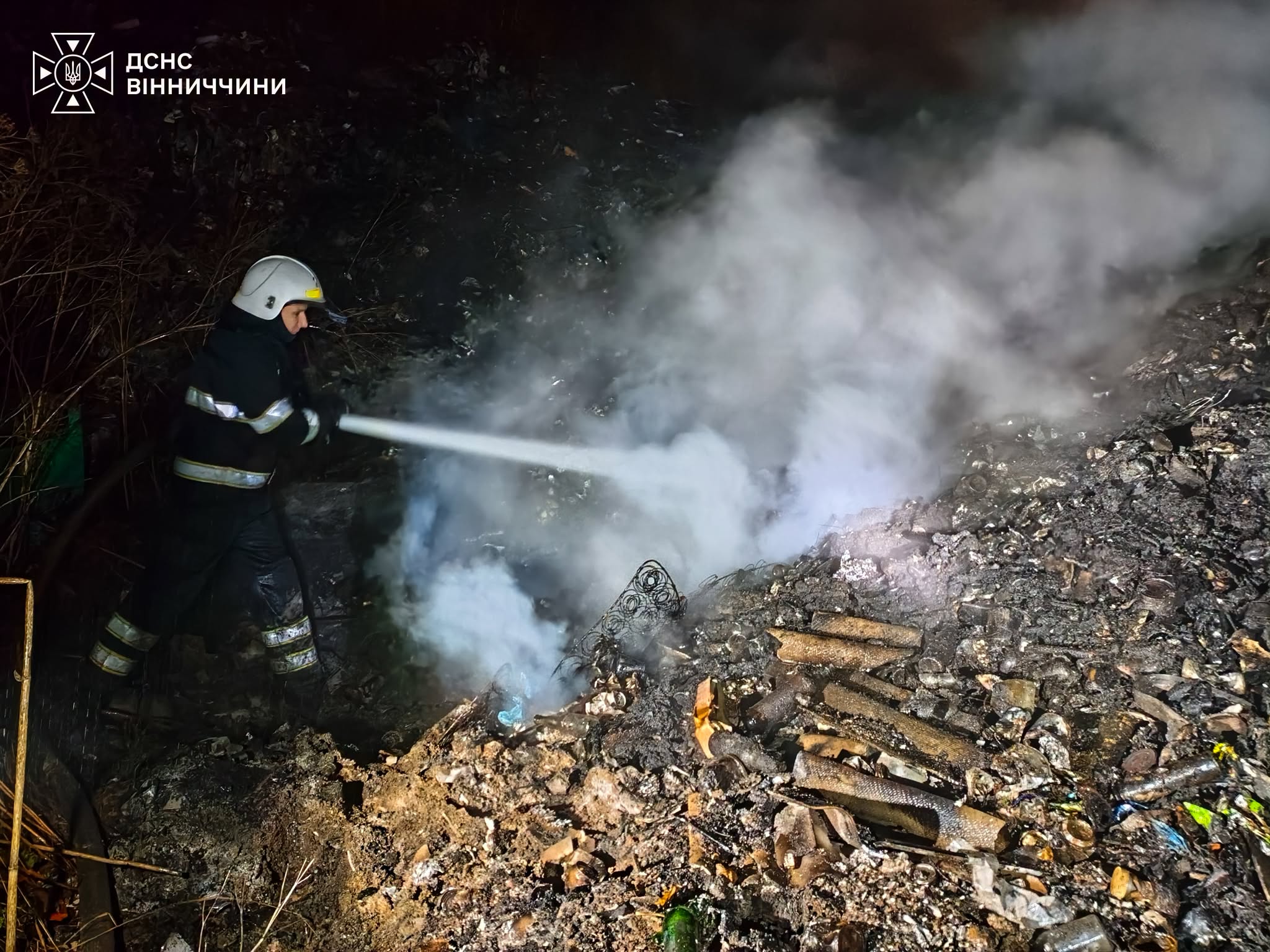 У Вінниці горів гуртожиток та приватний будинок