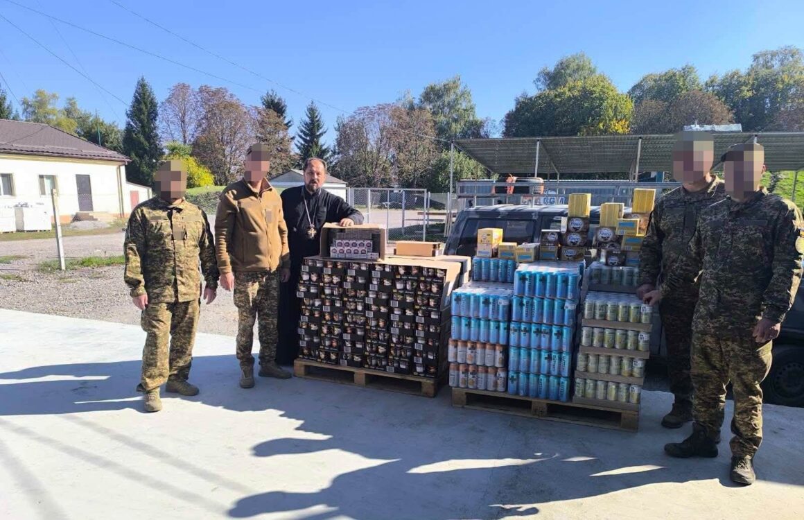 Дві бригади з Вінниччини отримали допомогу від вірних ПЦУ