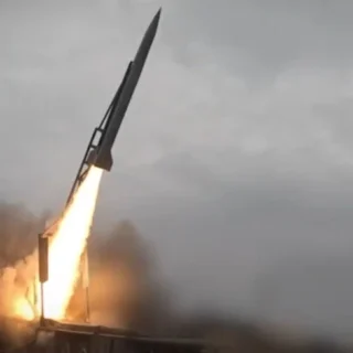 Балістична ракета FP-7.