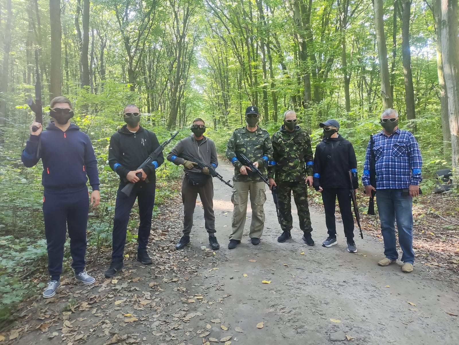 У Вінниці на Замковій горі вручили сертифікати черговій групі слухачів національного спротиву