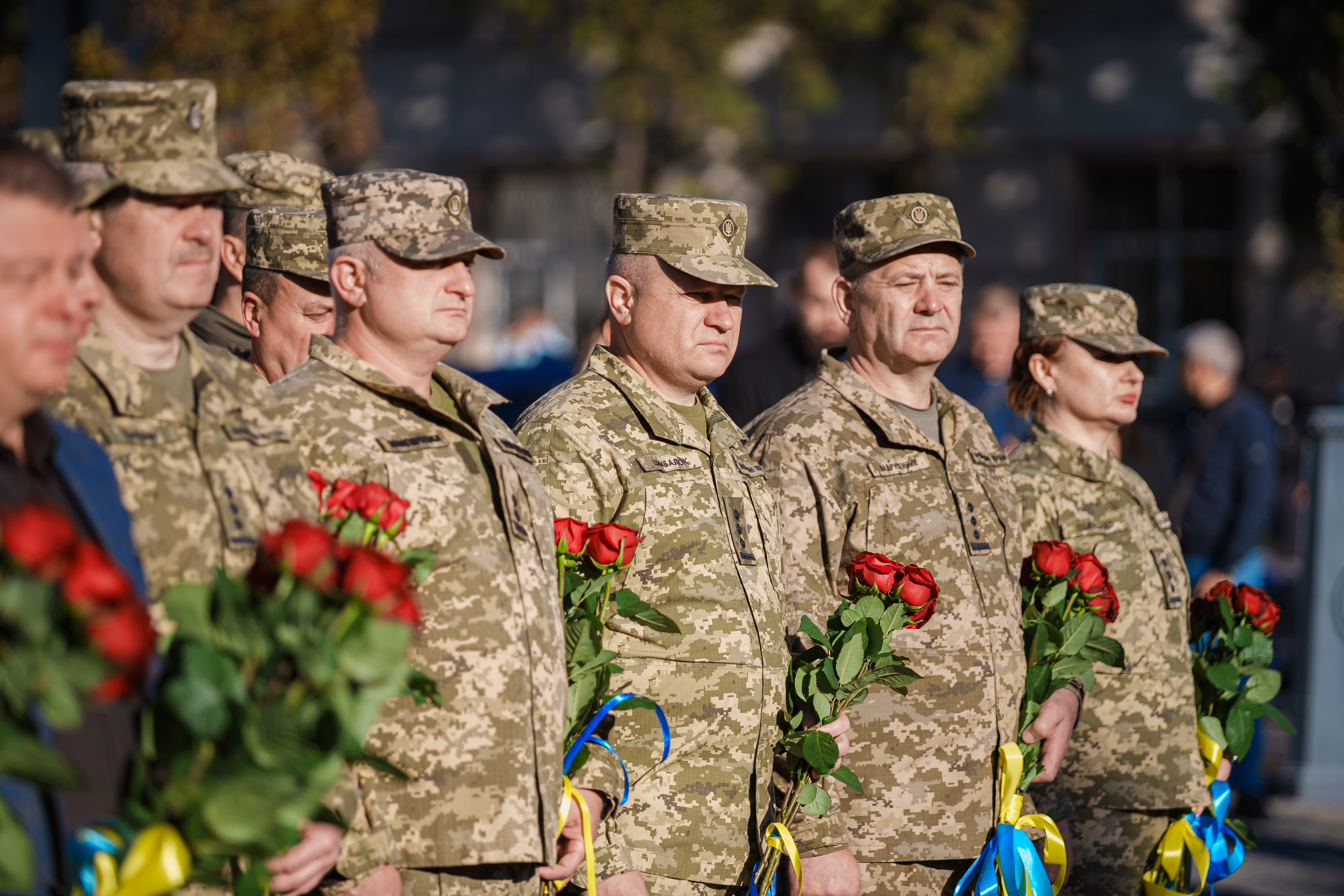 У Вінниці вшанували Захисників та Захисниць, відзначили день Покрови та козацтва
